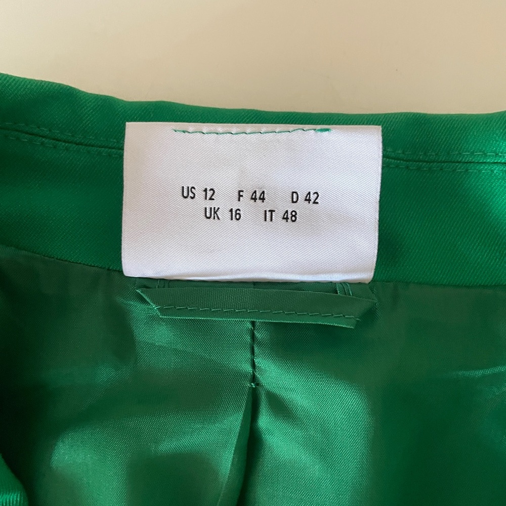 Akris Punto Emerald Wool Statement Blazer – Size 12 – Luxury Collector Piece - Picture 8 of 10